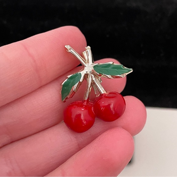 Vintage Silver Tone Red Enamel Cherry Coquette Girl Ballet Dainty Pin / Brooch - Picture 3 of 9